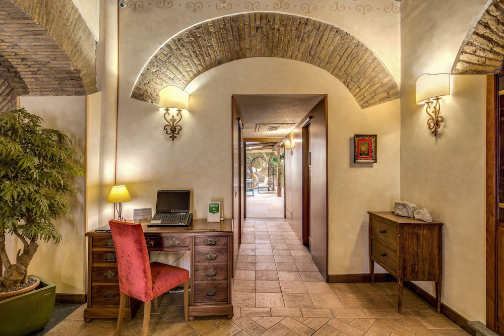 Hotel Residenza San Calisto 49/61