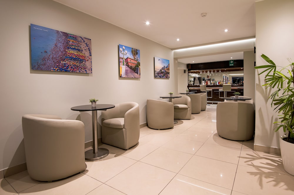 Mariel Hotel 37/53
