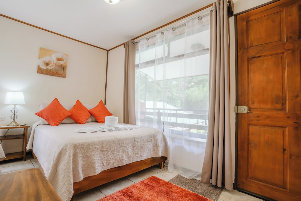 غرفة قياسية ثلاثية بسرير مزدوج وسرير فردي، Dreams Lodge Monteverde 4/10