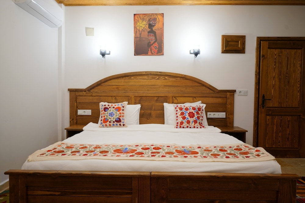 Pashahan Hotel 6/43