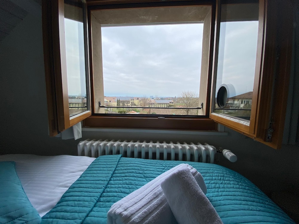 Auberge De Confignon 12/31