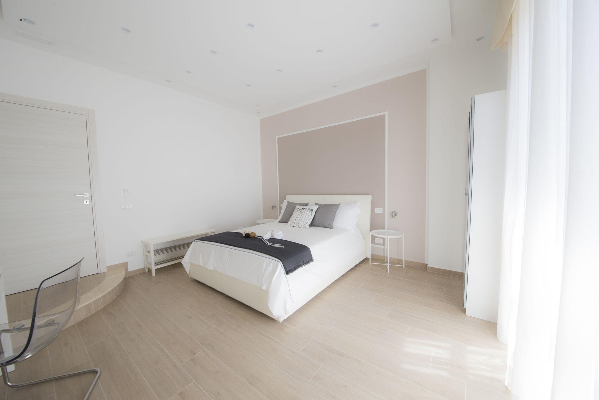 B&B Chérie - Centro Di Salerno 8/21