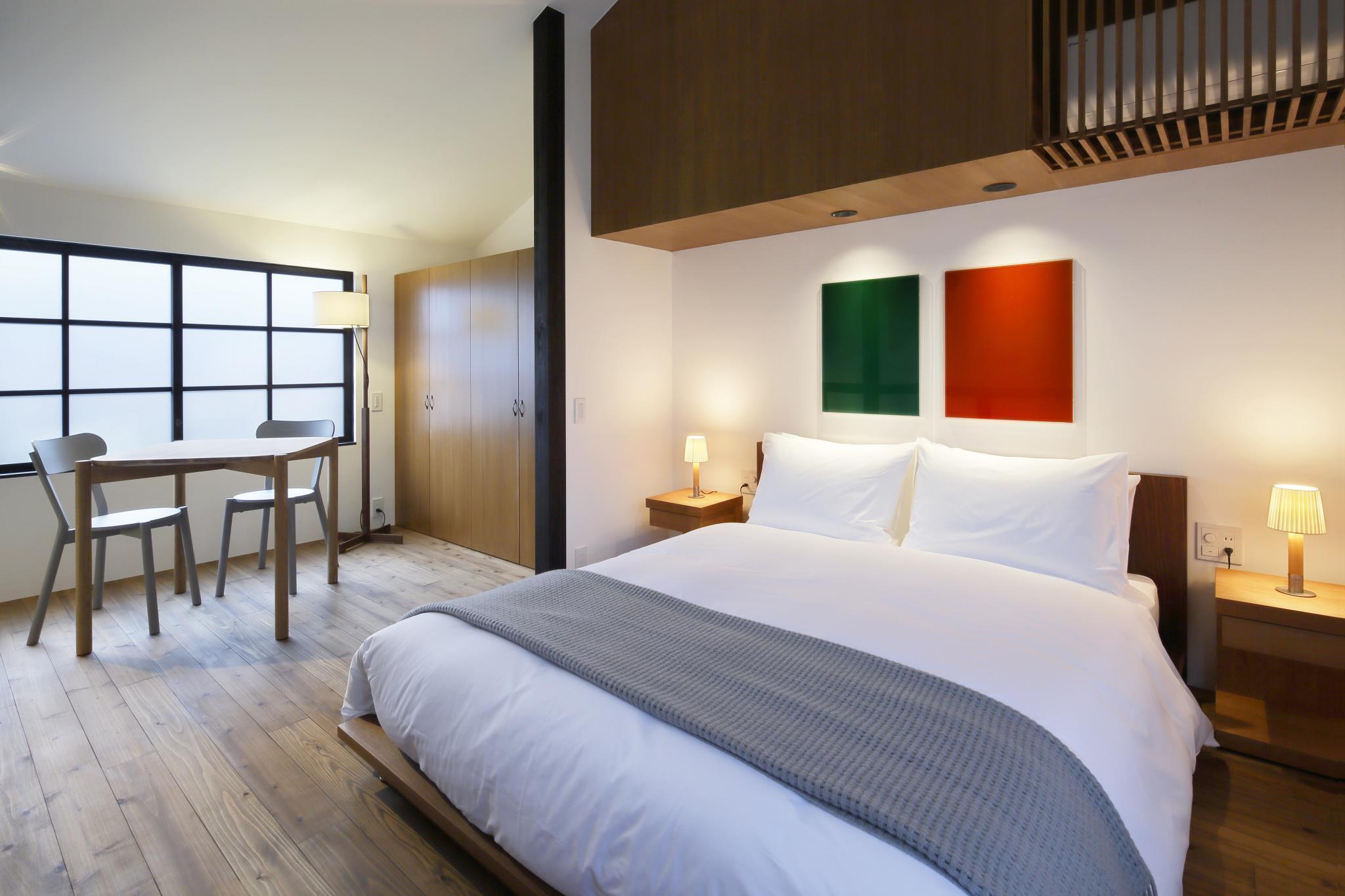 Room, Double Bed