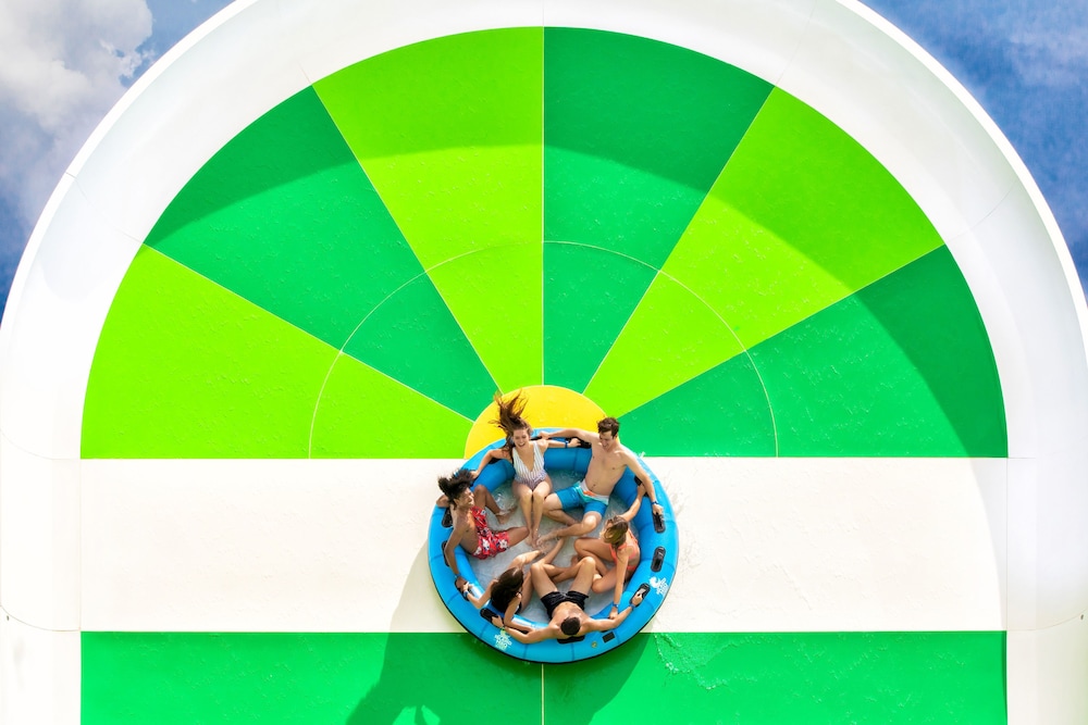Margaritaville Cottages Orlando with H2O Waterpark by Rentyl 41/50