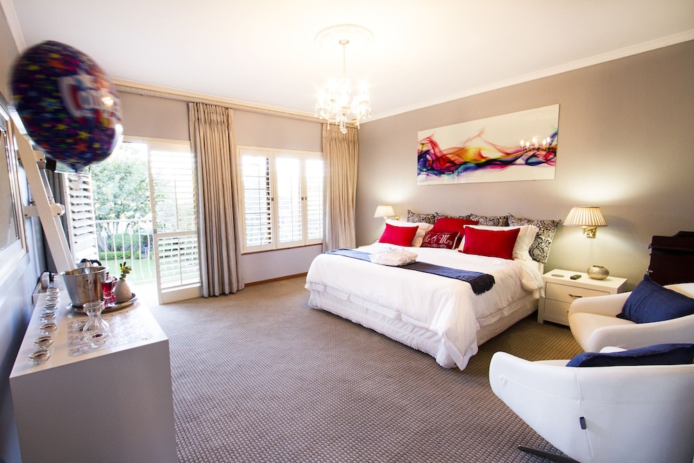 Bellgrove Guest House 13/89