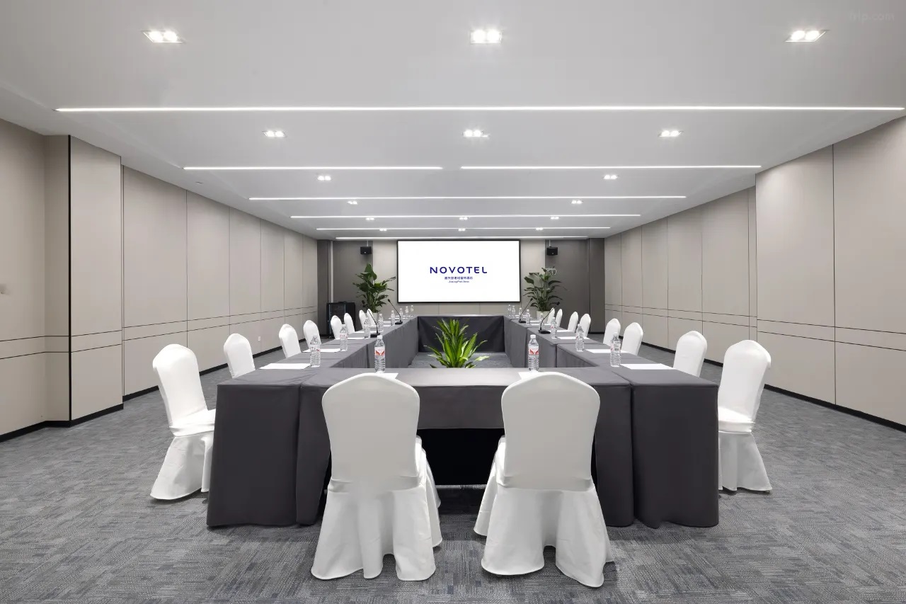Novotel Jiaxing Port Area 27/37