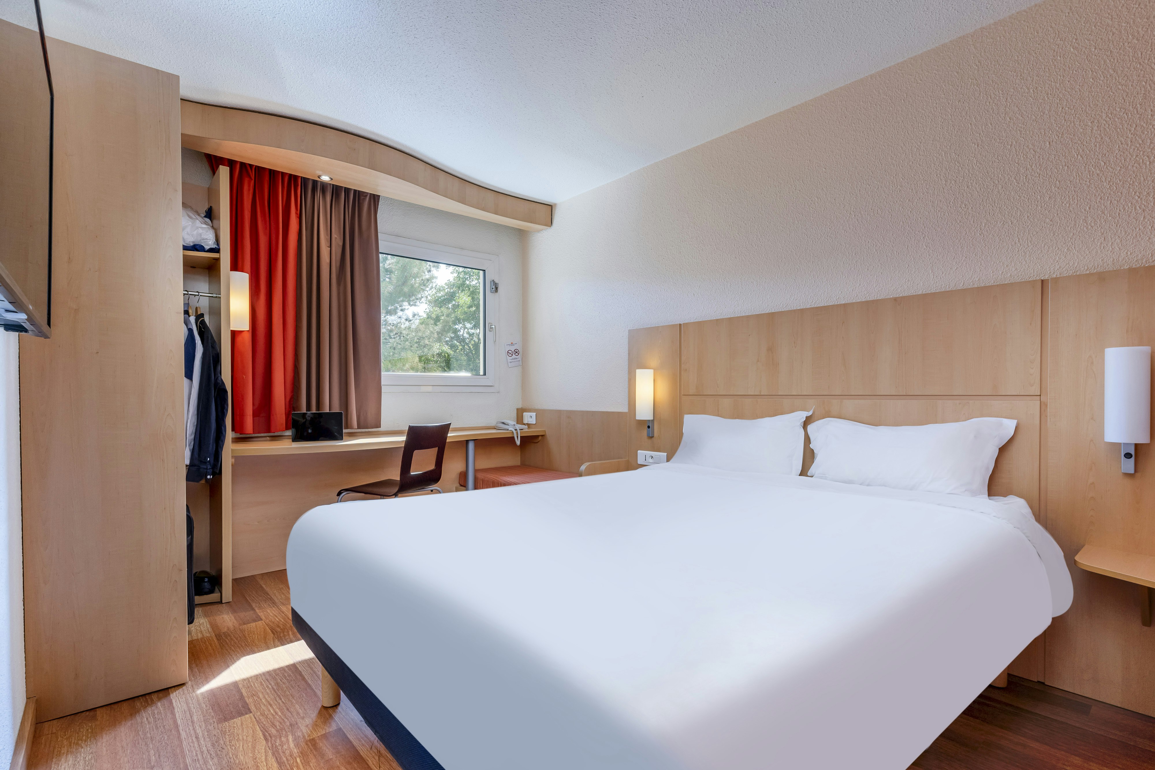 B&B Hotel Marseille La Valentine Porte d Aubagne 10/21