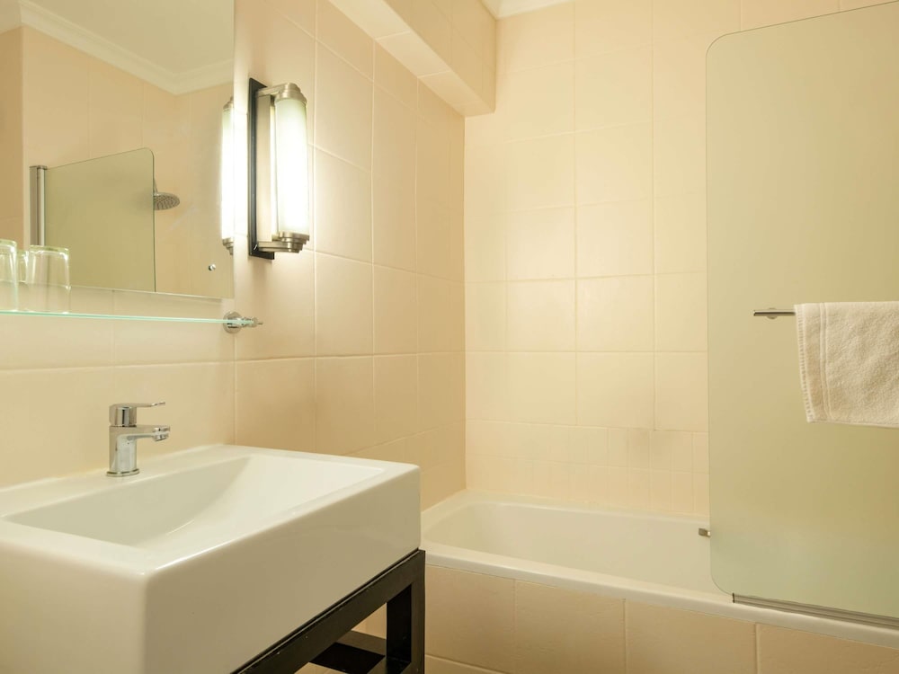 Mercure Hotel Windhoek 48/50
