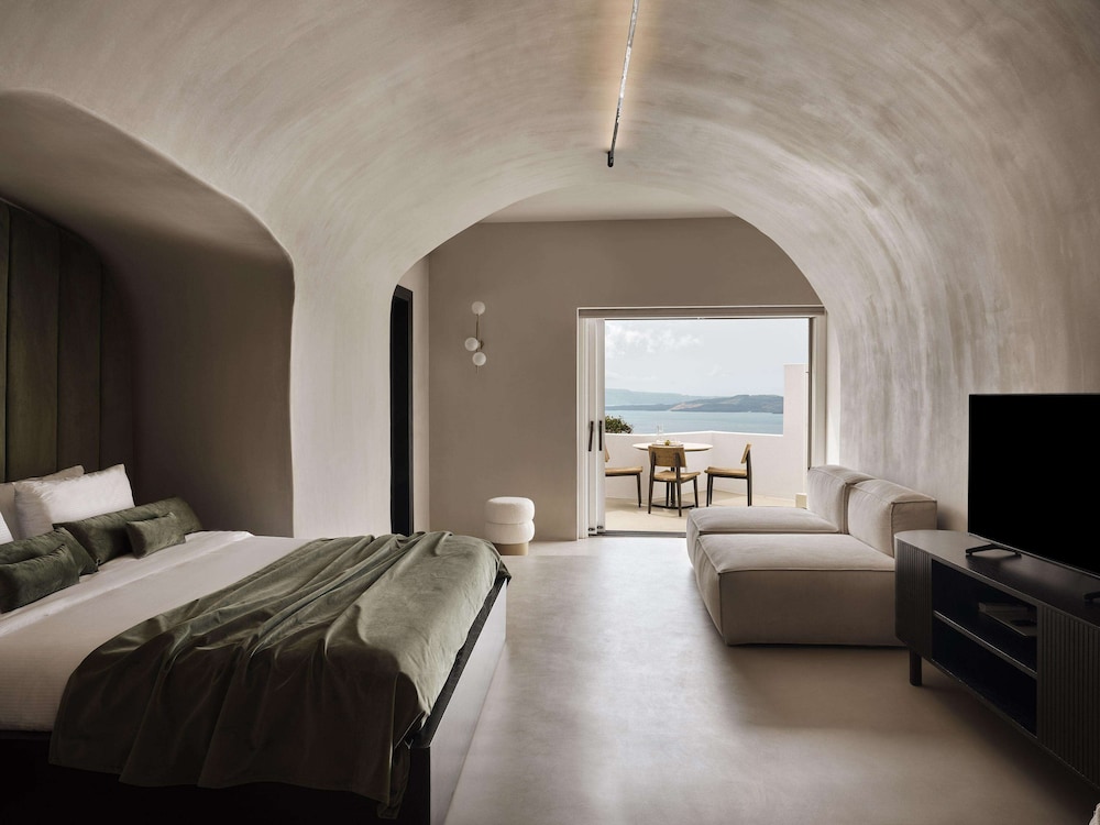 فيلا بسرير كينج وسريرين منفصلين بغرفتي نوم بمسبح خاص بجاكوزي، Andronis Boutique Hotel 2/5