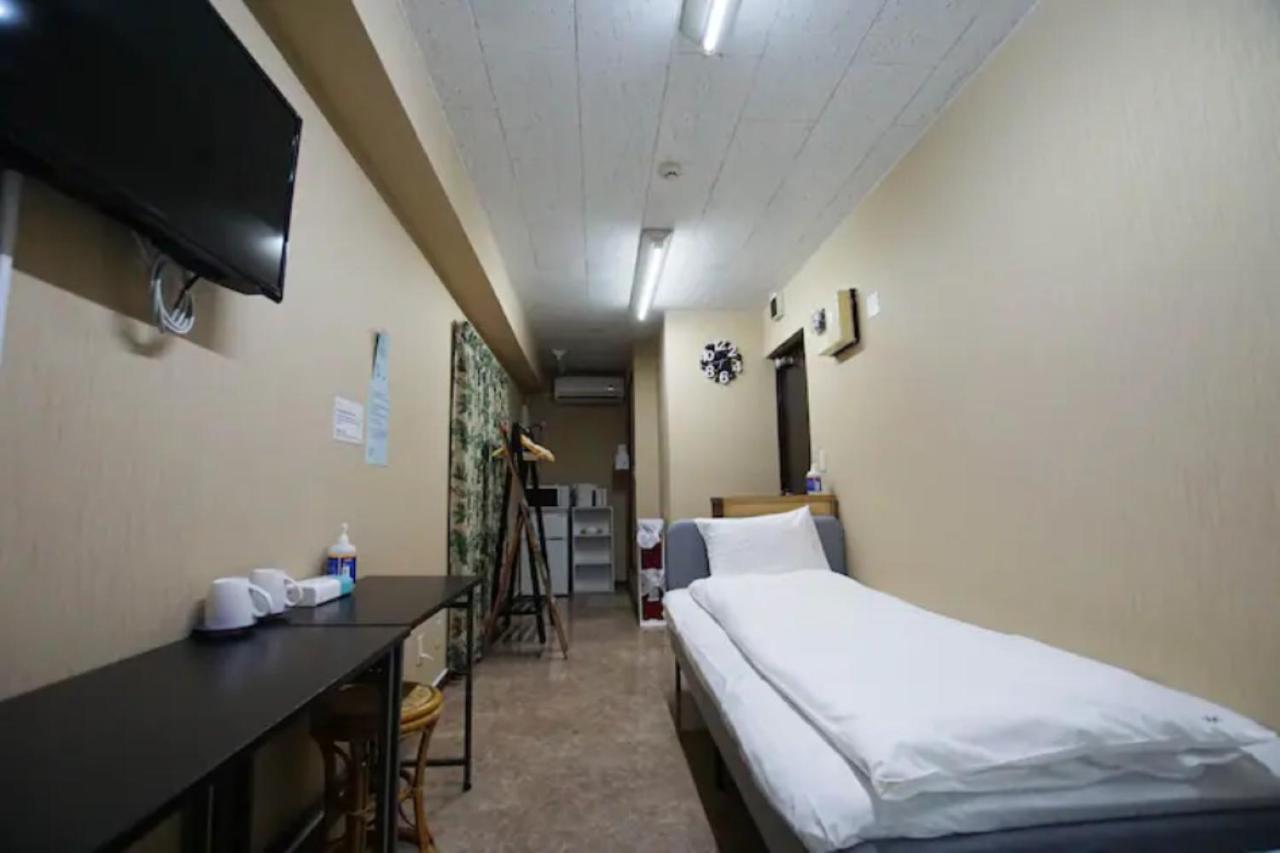 Semi Room, Family, 1 Double and 1 Single Bed