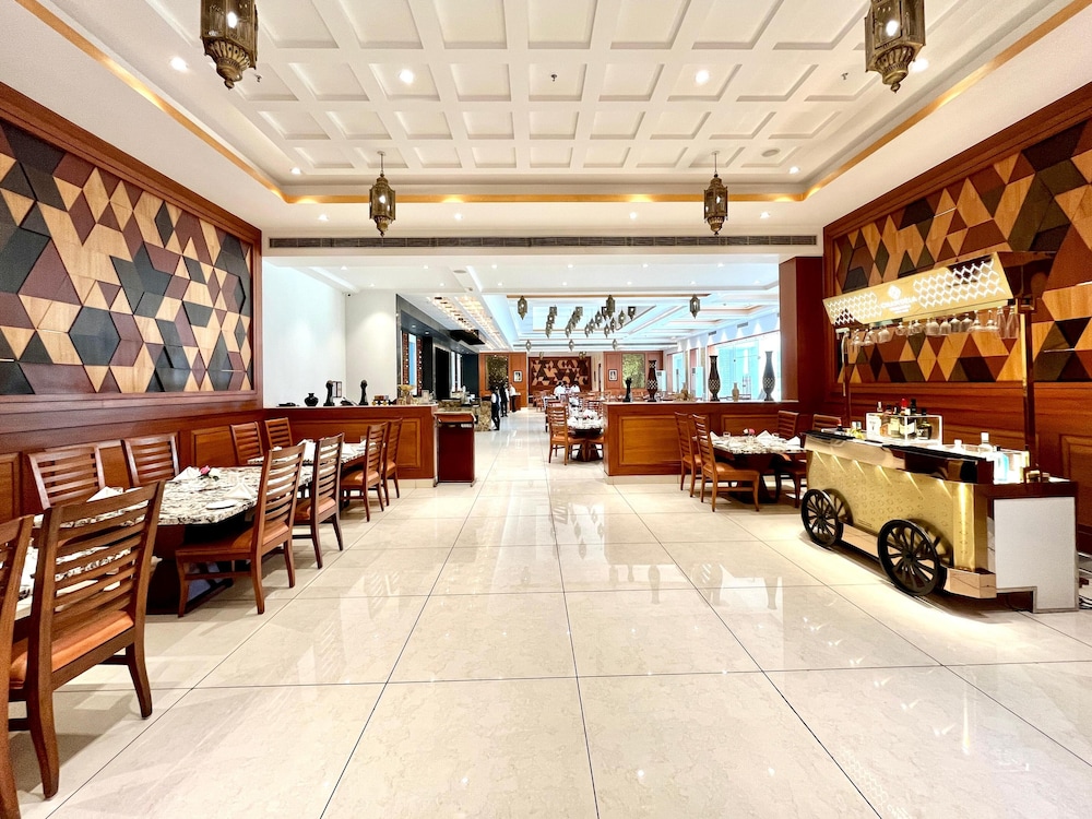 Hotel Chandela Khajuraho 7/50