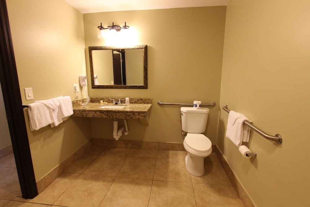 Oceans Beach Resort Suites 50/67