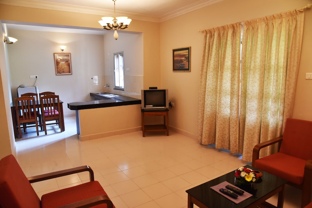 Lillywoods Highland Beach Resort 40/59