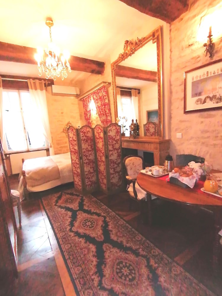 Le Petit Tertre - Chambres D'hotes 36/65