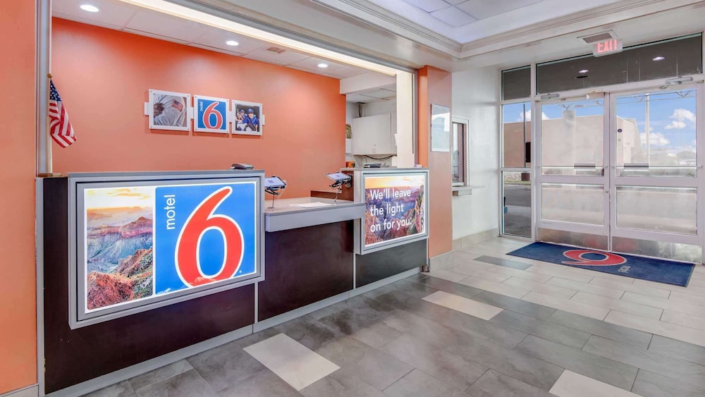 Lobby at Motel6 Roswell, NM, ROSWELL - NM