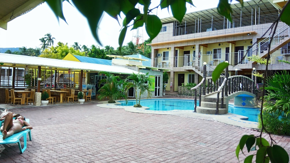 Ging-Ging Hotel & Resort 5/70