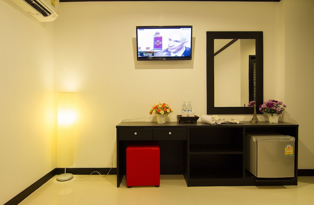 Leelawadee Grand Hotel 34/39