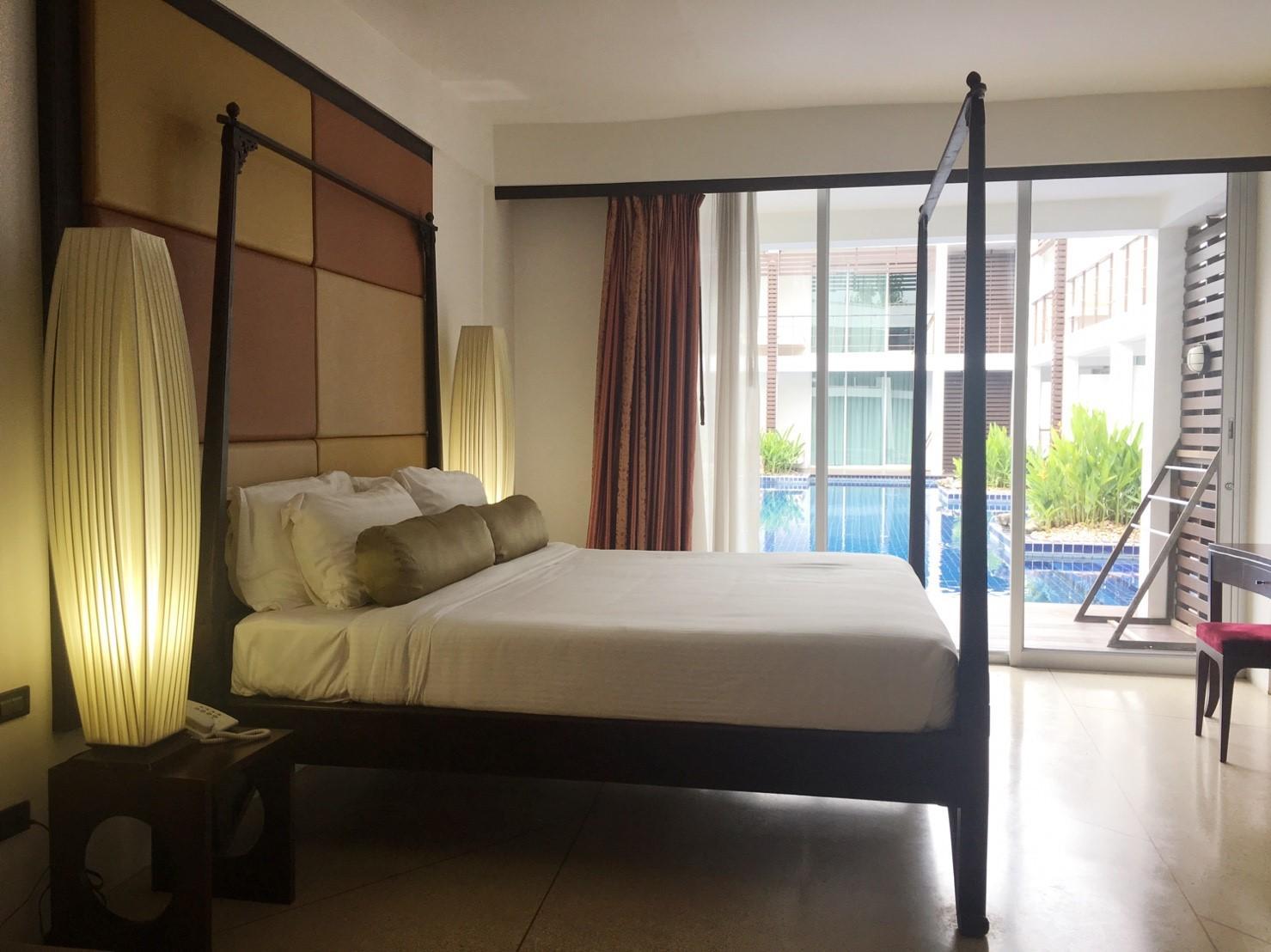 Room, Hot Tub, Pool Access