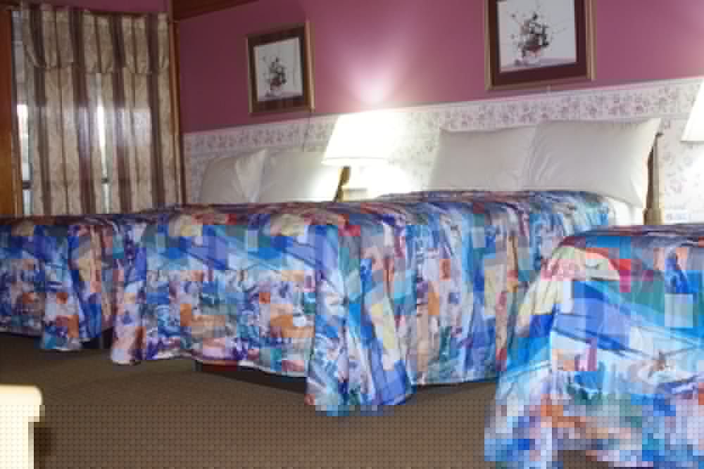 Love Hotels Western Holiday at Harlan Lake NE 21/51