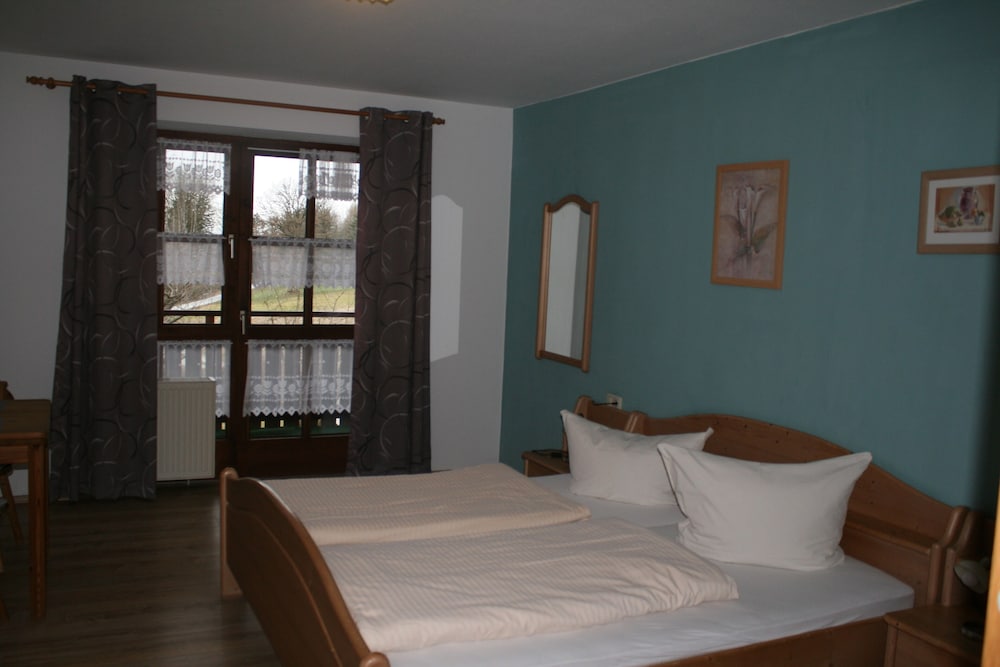 Waldpension Jagerstüberl 7/50