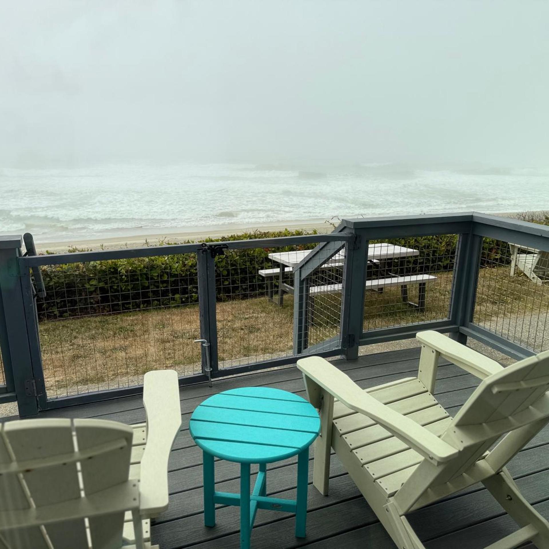 West Beach Suites 28/50