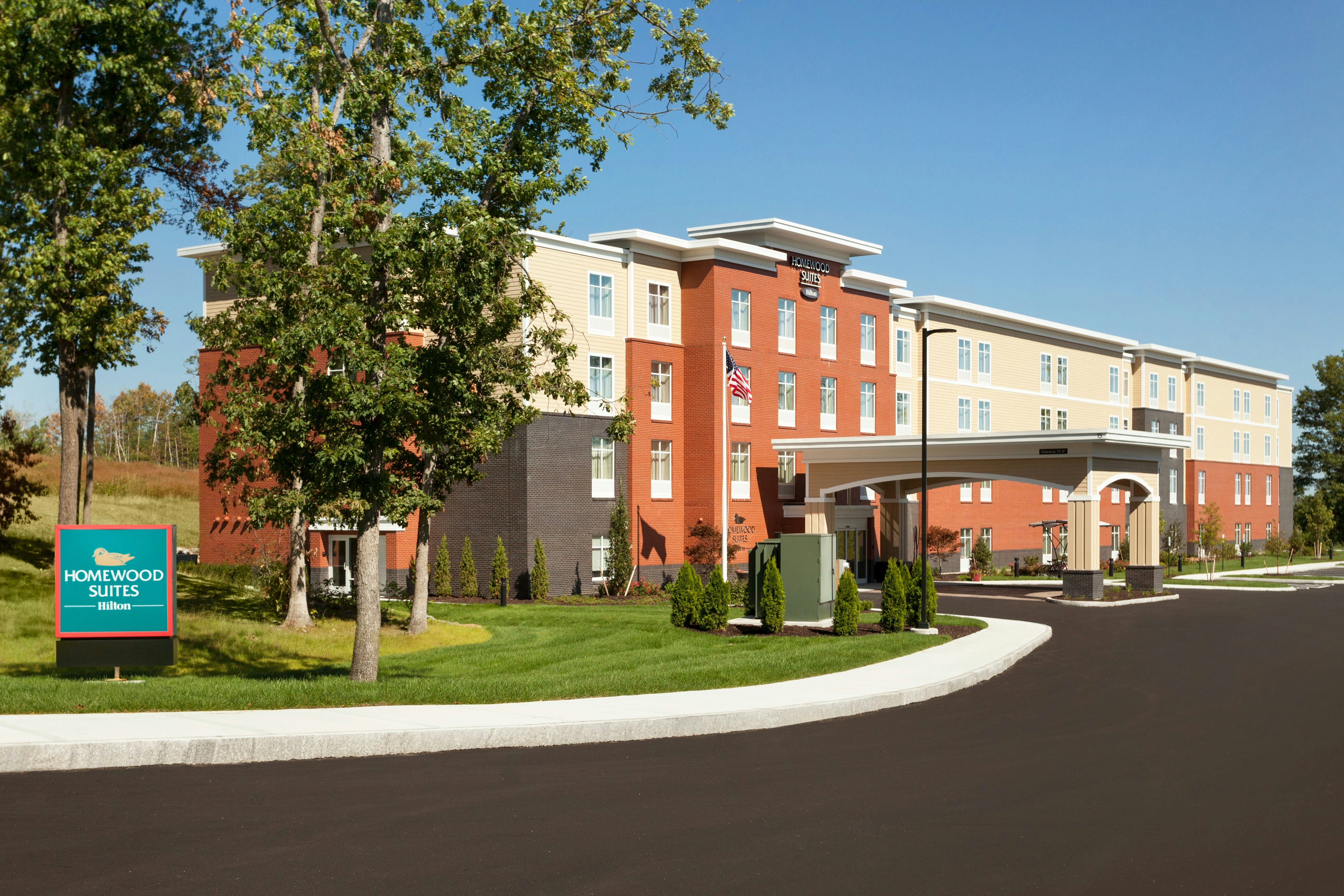 Homewood Suites By Hilton Gateway Hills Nashua in NASHUA - NH