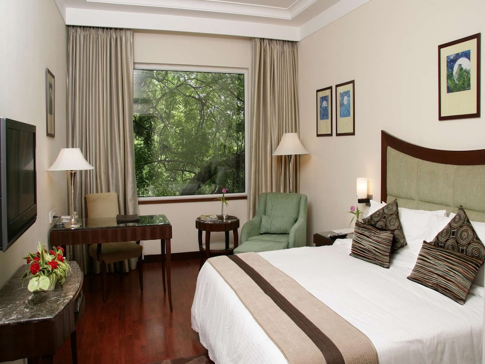The Muse Sarovar Portico, Nehru Place 14/42