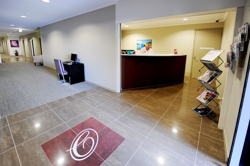 GLADSTONE CITY CENTRAL APARTMENT HOTEL 11/46