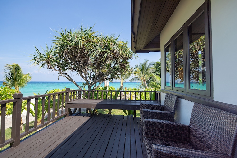 Phi Phi Holiday Resort 9/80