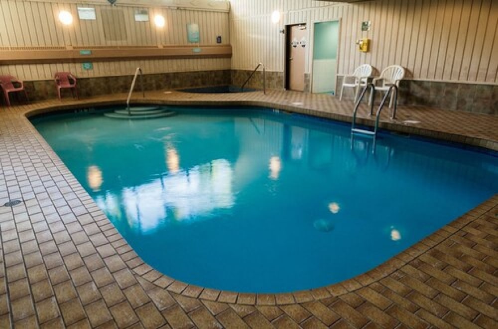 Douglas Fir Resort 8/54