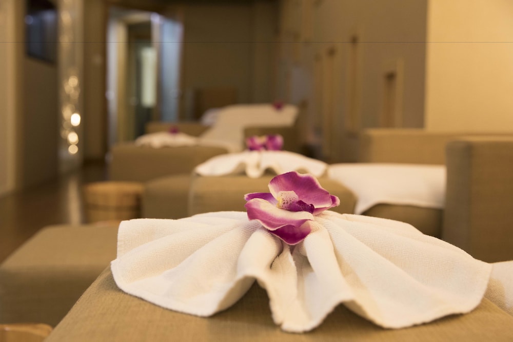 Paradise Saigon Boutique Hotel 34/50
