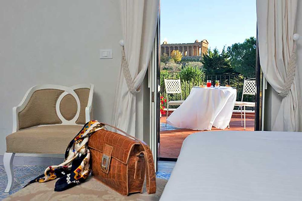 Villa Athena Resort 30/74