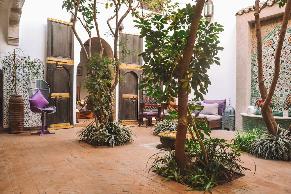 Riad Houdou 73/77