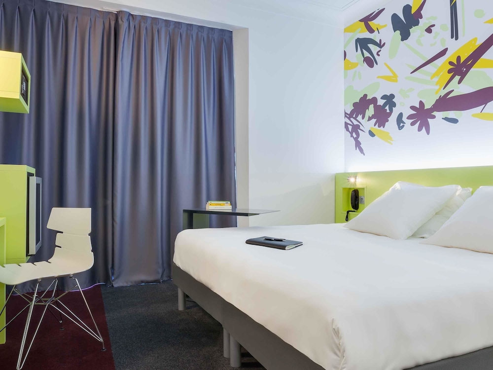 STANDARD, TWIN BEDS