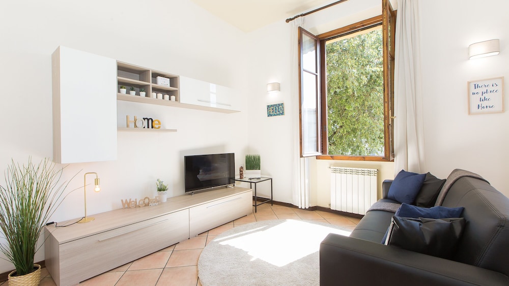 Rental In Rome Rosselli Palace Apartment 2 31/50
