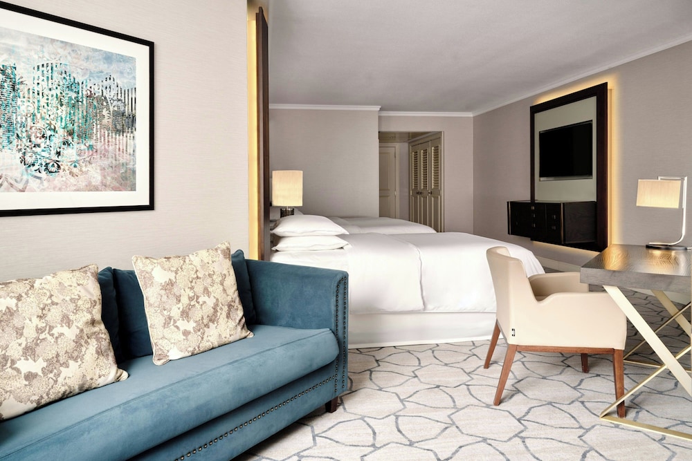 Deluxe, Twin Beds, Sheraton Grand Warsaw 5/6