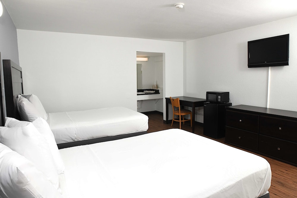 Regency Inn 6/17