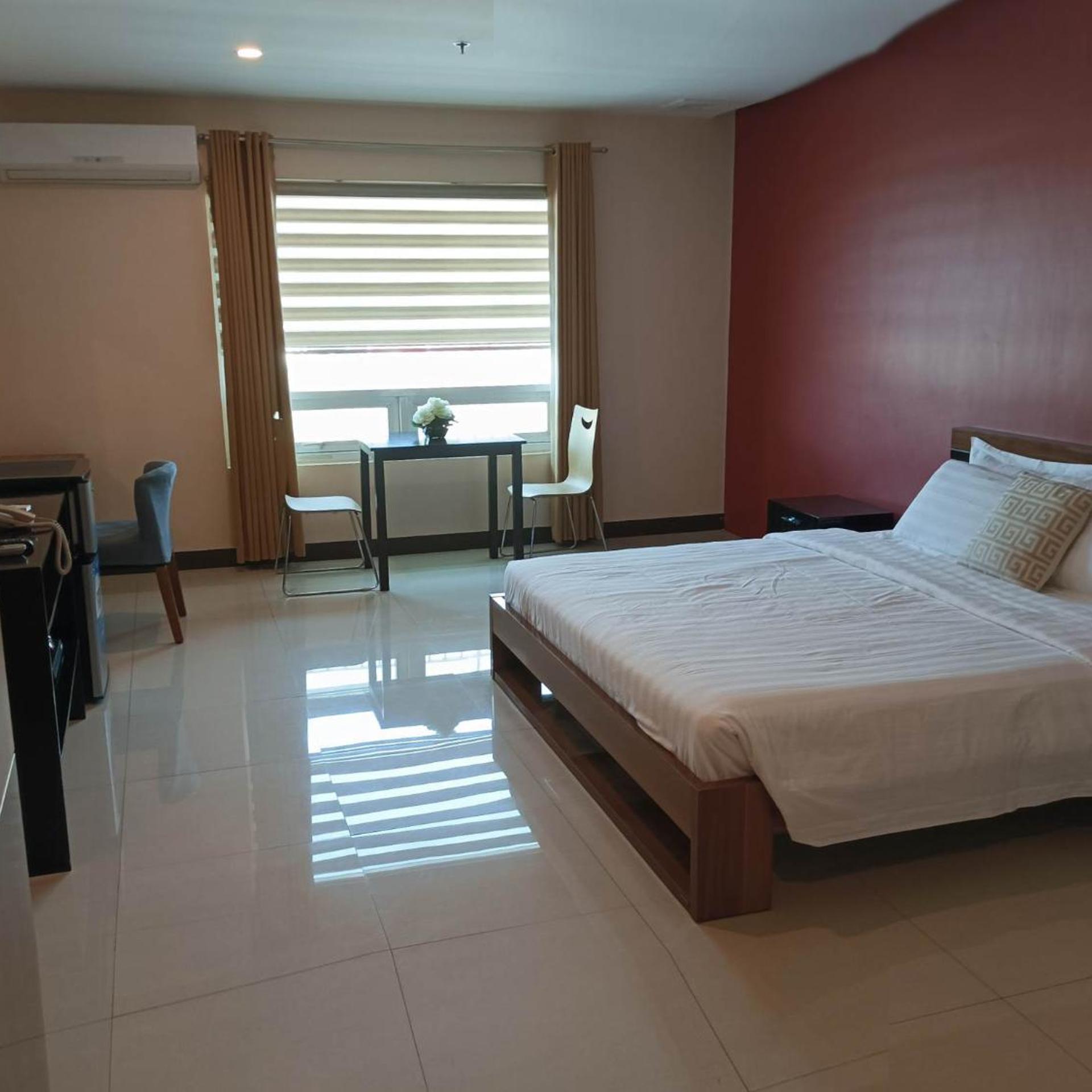 Room, King Bed