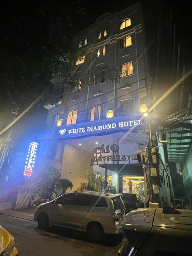 White Diamond Hotel - Airport 3/50