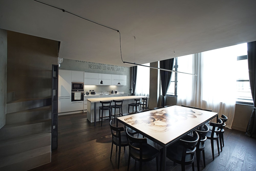 Edit Lofts 49/65