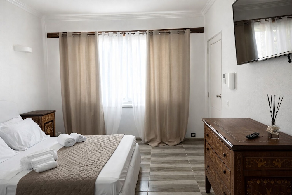 Villa Neptunus Ischia(Formerly Villa Pitti)، Forio 13/56