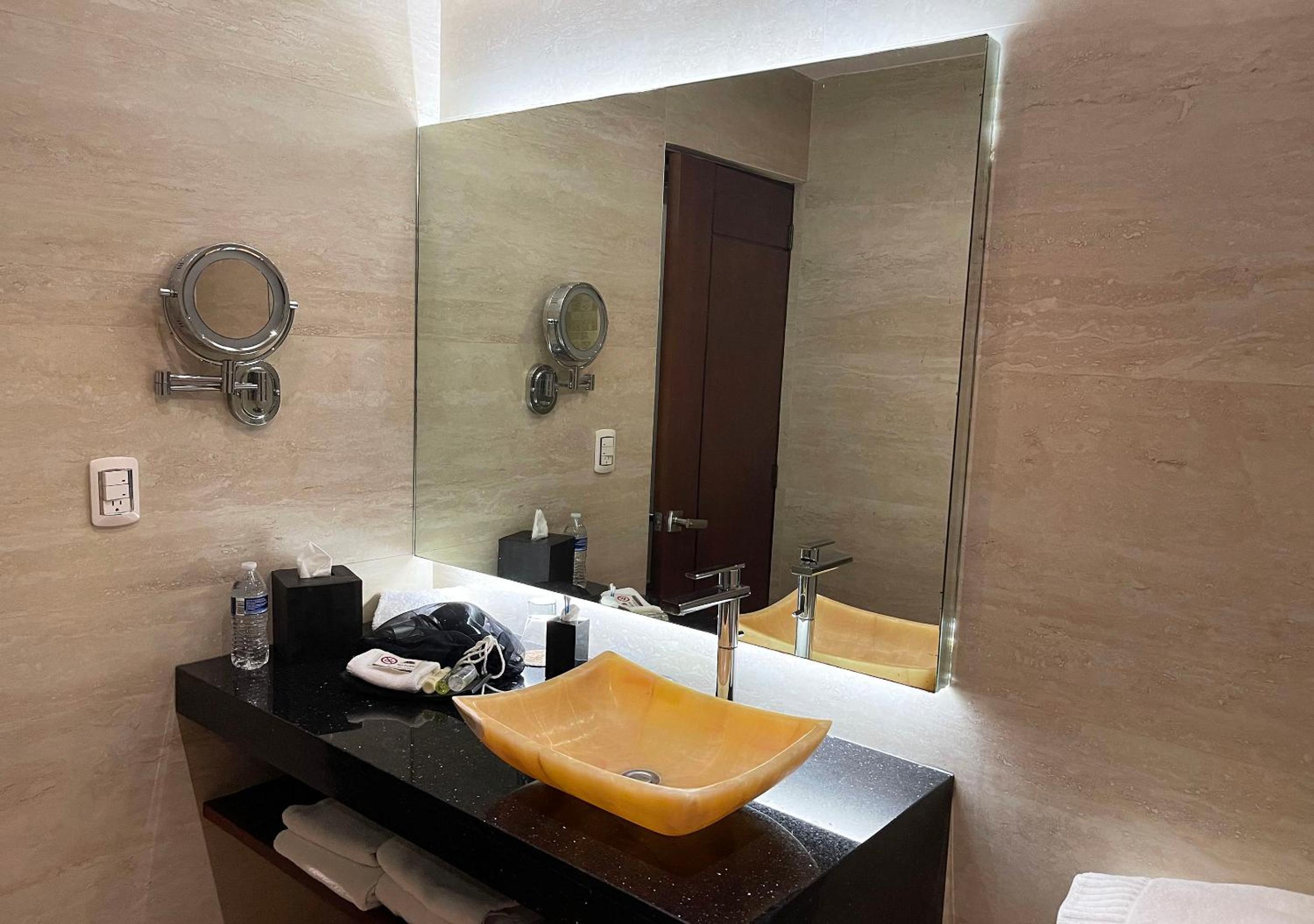 جناح بسرير كينج، Hotel Victoria Poza Rica 9/10