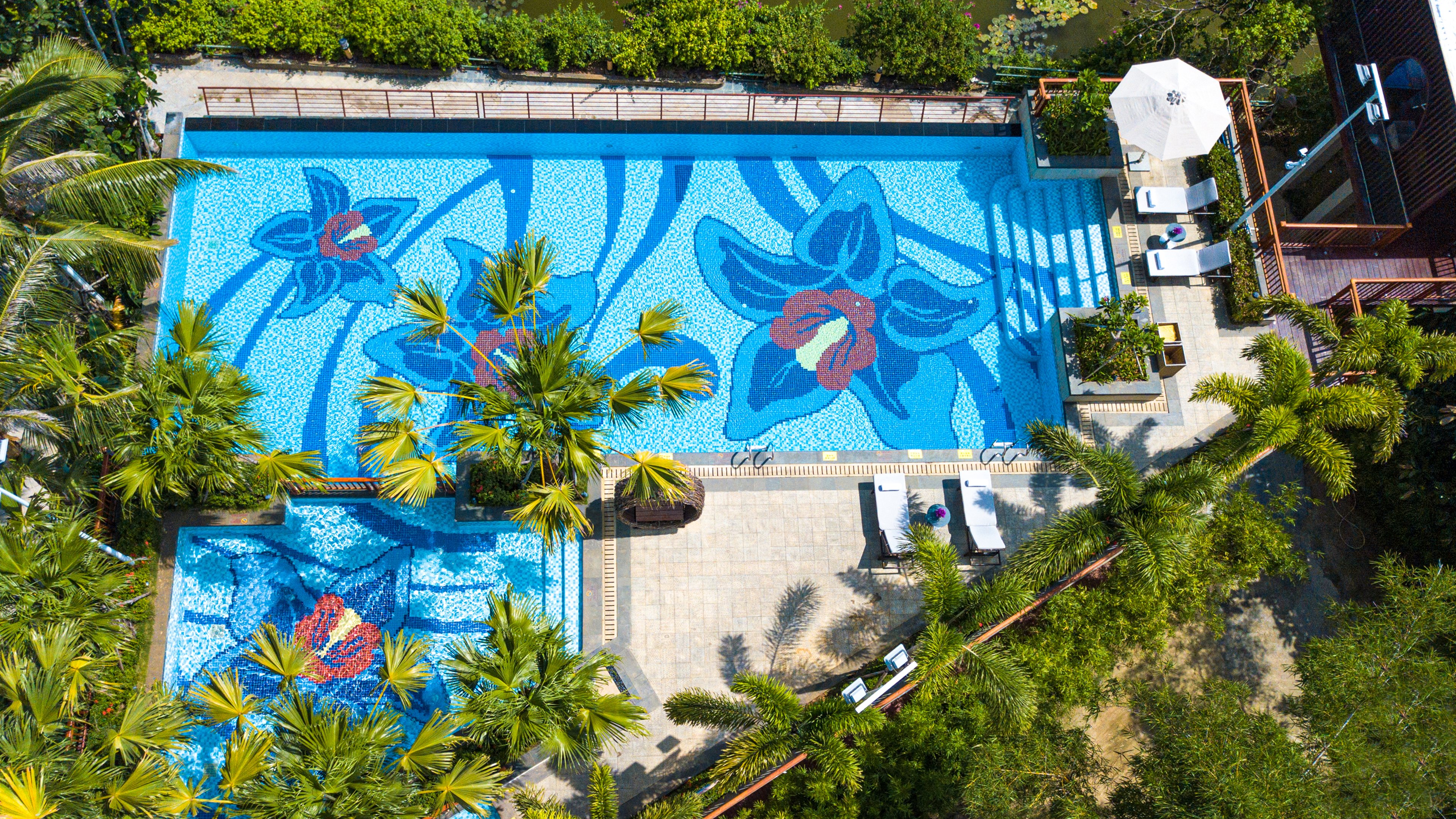 Holiday Inn & Suites SANYA YALONG BAY 37/38