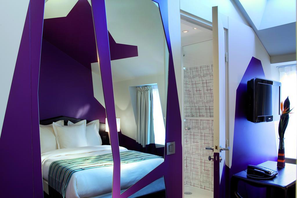 Deluxe, Double Bed