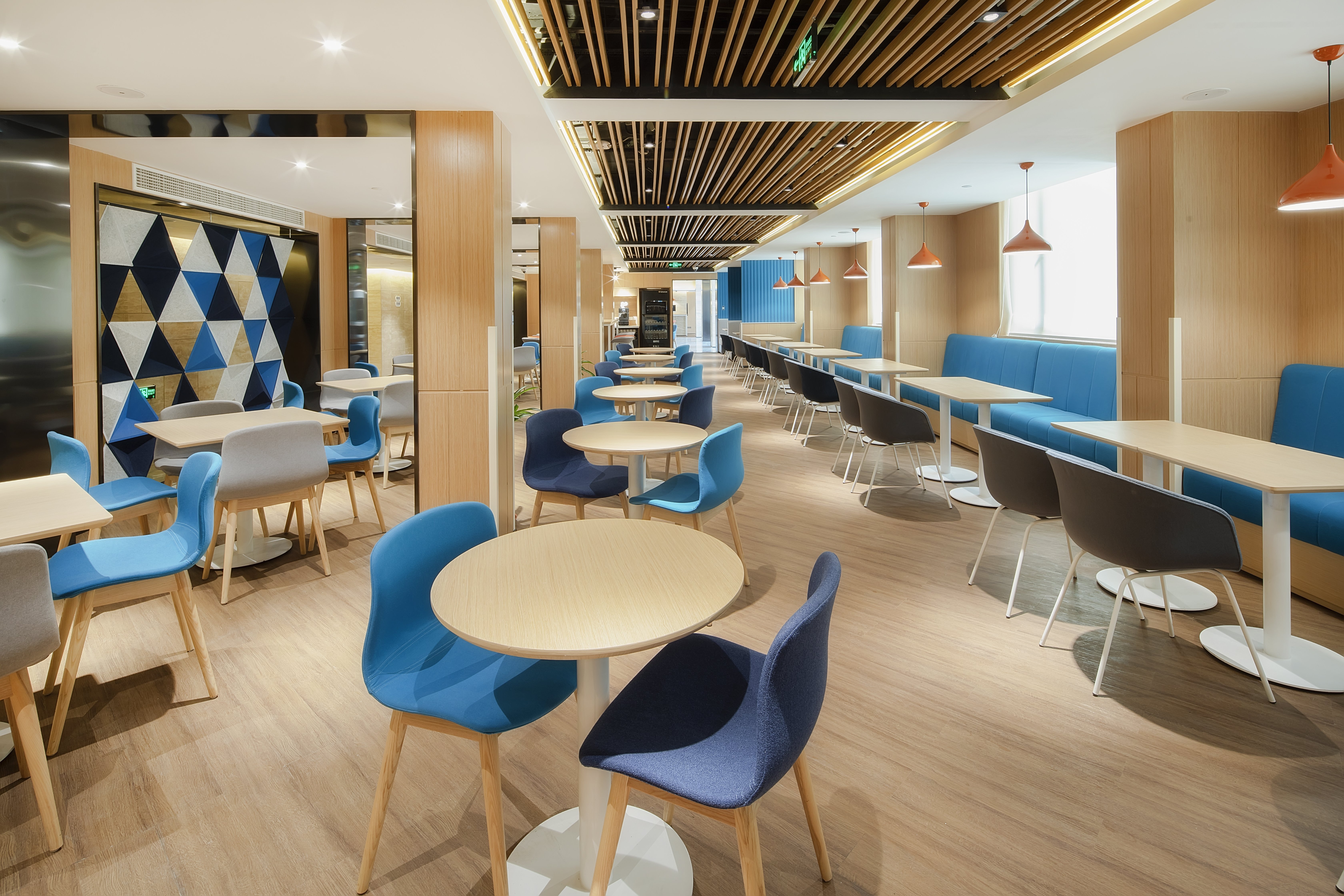 Holiday Inn Express Shanghai Chongming 18/25