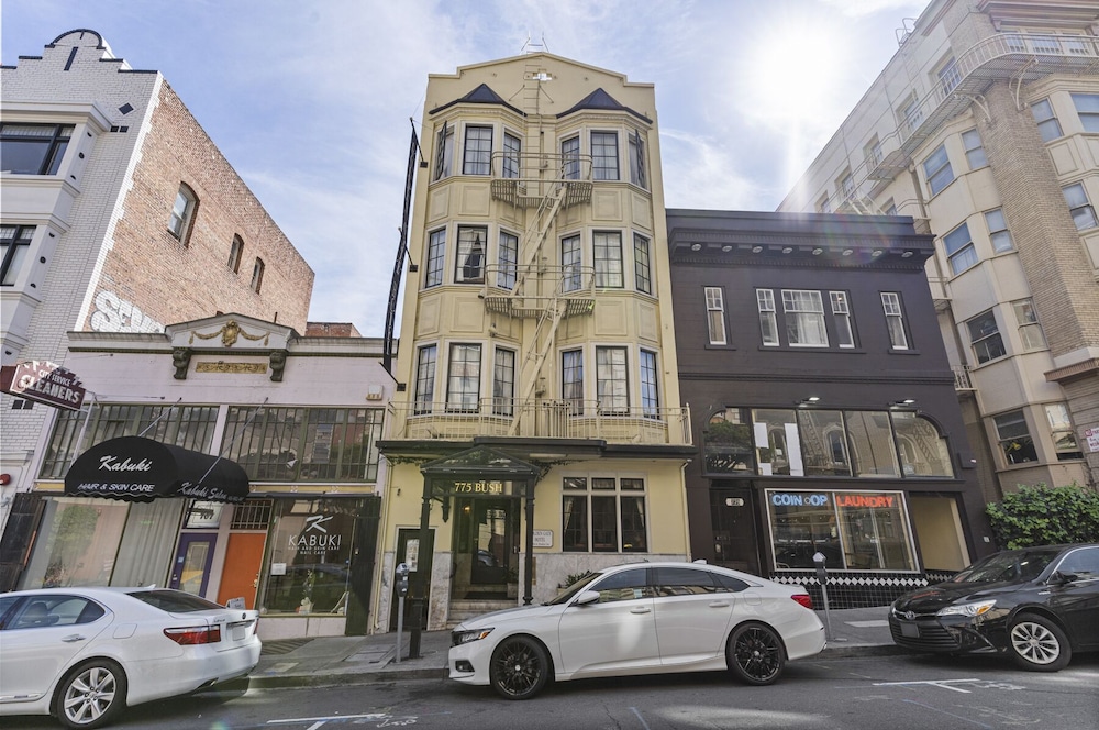 Golden Gate Hotel 32/37