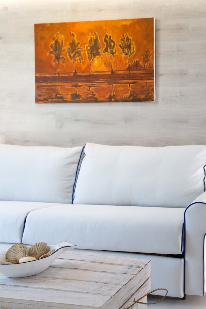 White Pearls Luxury Suites - Adults Only 28/69