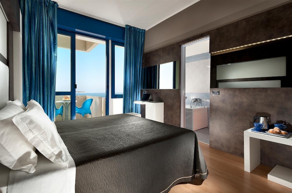 Hotel Baltic Riccione 23/68