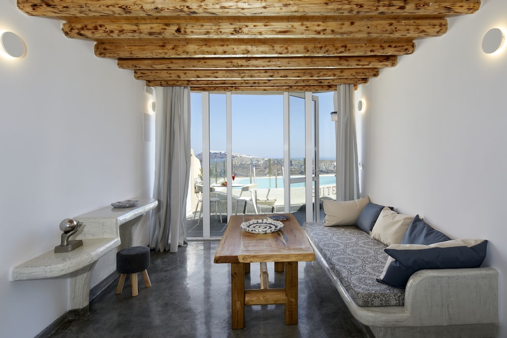 Suites of the Gods Cave Spa Hotel 21/50