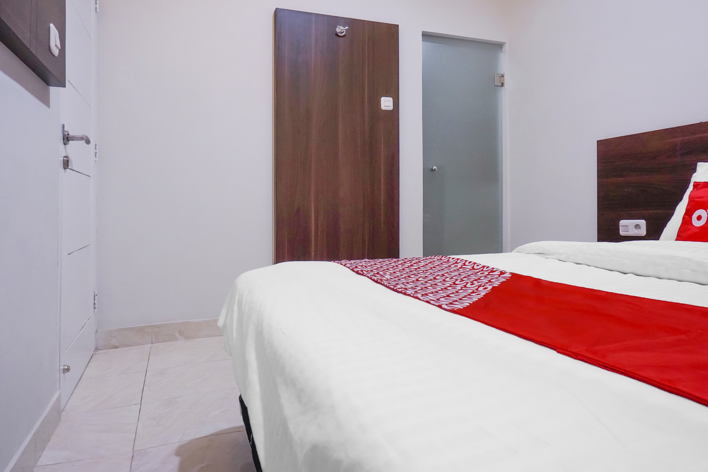Hotel O Near Pasar Baru 9/19